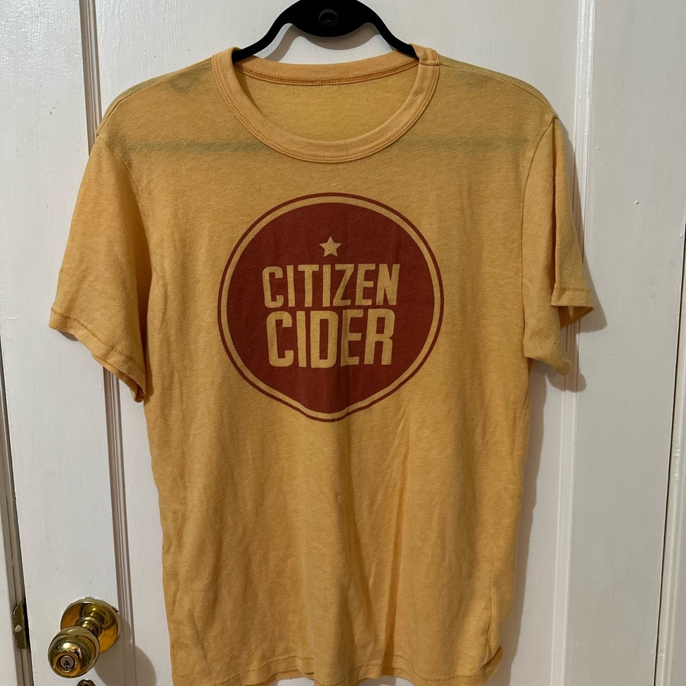 Citizen Cider Graphic Tee — Soft Vintage-Feel Material — Relaxed Fit